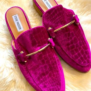 Fushia Velvet Oxford Mules